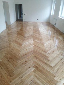 Solid parquet, Herringbone, Ash, rustic grade, &ldquo;Natural color&rdquo; 20x90x600 mm