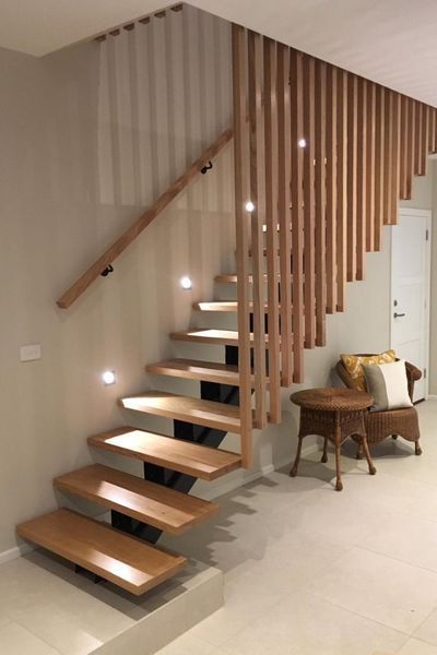 Accessories for stairs made of oak, ash, maple, To order