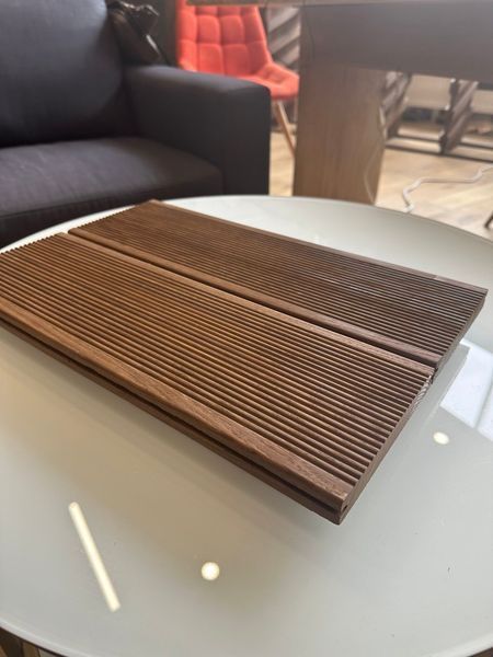 Thermal maple decking board, extra grade