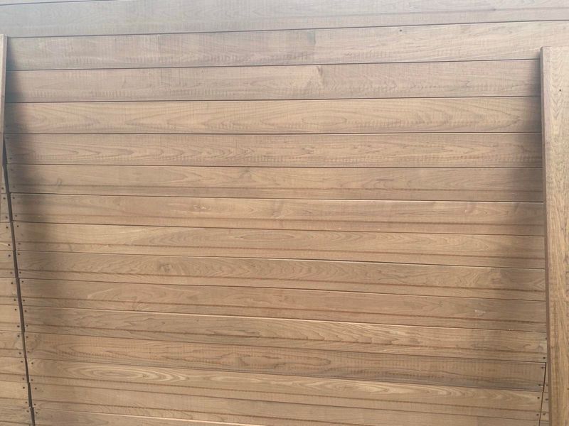 Thermo-maple fences, extra grade